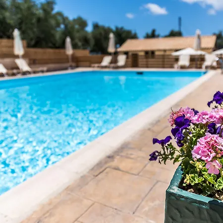 Hotel Dolce Kalamákion